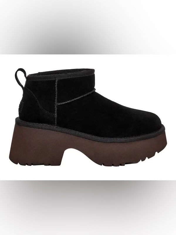 Like New! Ugg Ultra Mini New Heights Boots